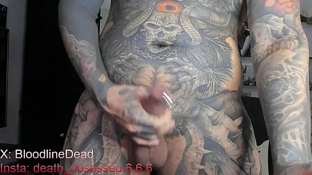 Snapshot of DEATHINK666XX chatting on March 8, 2025, 5:54 pm DEATHINK666XX online show from March 8, 2025, 5:54 pm