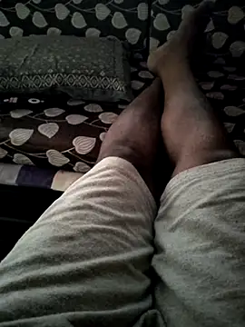 LovesomeCake online show from March 15, 2026, 12:45 pm