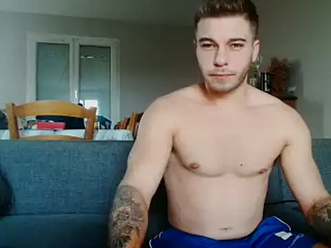 Snapshot of Elkafit28 chatting on February 17, 2026, 10:34 am Elkafit28 online show from February 17, 2026, 10:34 am