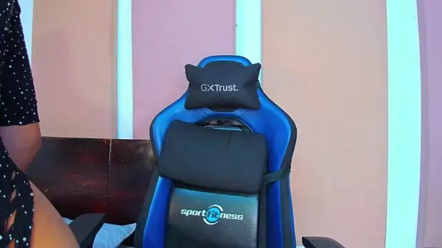 abbyblairs3 online show from February 6, 2026, 5:47 am