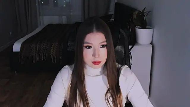 Snapshot of Eva_Chris chatting on November 8, 2025, 4:43 pm Eva Chris online show from November 8, 2025, 4:43 pm