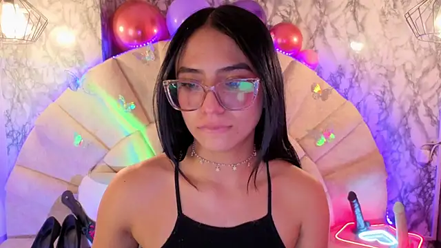  emma miller  online show from May 6, 2026, 3:27 pm