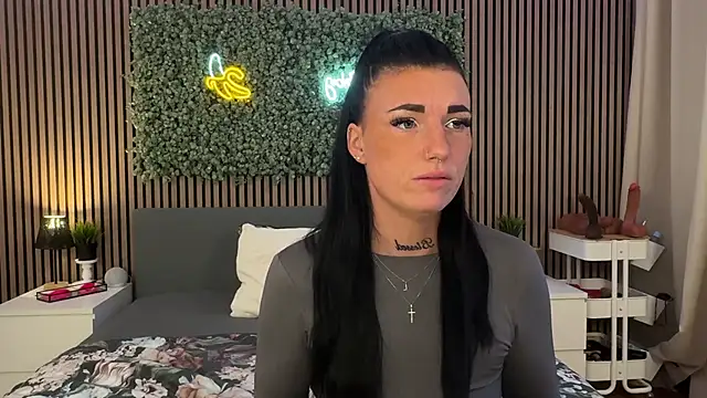 Snapshot of LizaRoxx chatting on November 5, 2025, 11:02 am LizaRoxx online show from November 5, 2025, 11:02 am