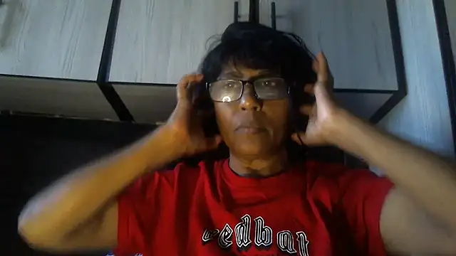 MsAttitude online show from December 15, 2025, 6:19 am