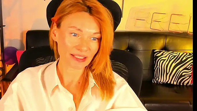 Snapshot of MistyBarnes chatting on March 9, 2025, 3:16 pm MistyBarnes online show from March 9, 2025, 3:16 pm