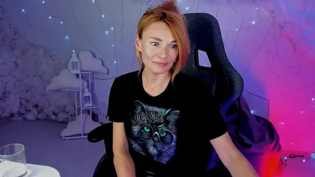Snapshot of MistyBarnes chatting on March 10, 2025, 6:01 pm MistyBarnes online show from March 10, 2025, 6:01 pm
