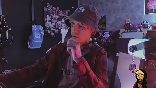 Snapshot of AcidMilo chatting on February 10, 2026, 5:23 pm AcidMilo online show from February 10, 2026, 5:23 pm