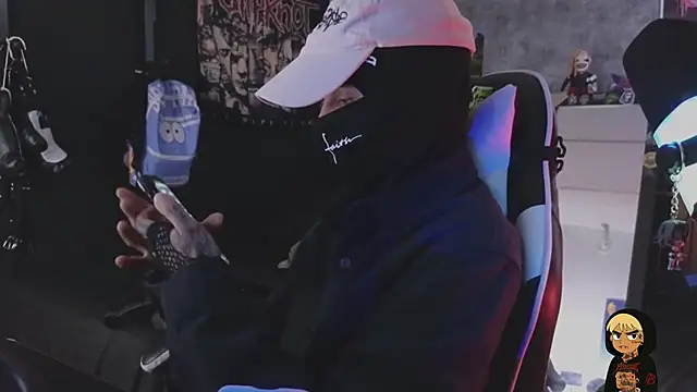 Snapshot of AcidMilo chatting on February 17, 2026, 5:54 pm AcidMilo online show from February 17, 2026, 5:54 pm