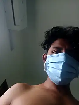 maddeeeyyy online show from February 3, 2026, 4:43 am