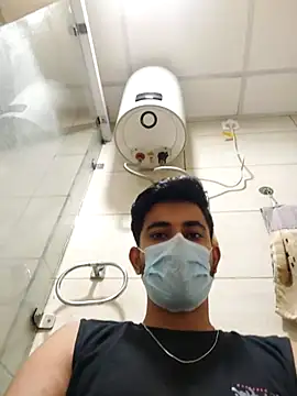 Snapshot of bigdickfuckuu chatting on October 11, 2025, 10:05 am bigdickfuckuu online show from October 11, 2025, 10:05 am