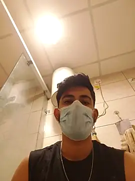 Snapshot of bigdickfuckuu chatting on December 2, 2025, 6:15 am bigdickfuckuu online show from December 2, 2025, 6:15 am