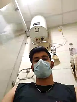 Snapshot of bigdickfuckuu chatting on October 13, 2025, 7:04 pm bigdickfuckuu online show from October 13, 2025, 7:04 pm