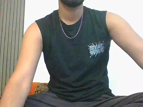 Snapshot of bigdickfuckuu chatting on November 17, 2025, 2:32 pm bigdickfuckuu online show from November 17, 2025, 2:32 pm