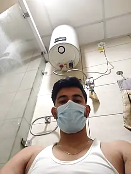 Snapshot of bigdickfuckuu chatting on October 10, 2025, 8:37 am bigdickfuckuu online show from October 10, 2025, 8:37 am