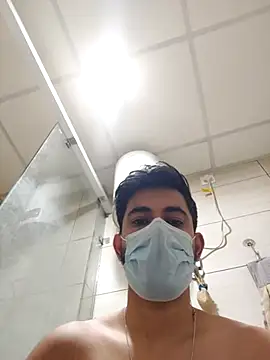 Snapshot of bigdickfuckuu chatting on December 3, 2025, 5:19 am bigdickfuckuu online show from December 3, 2025, 5:19 am