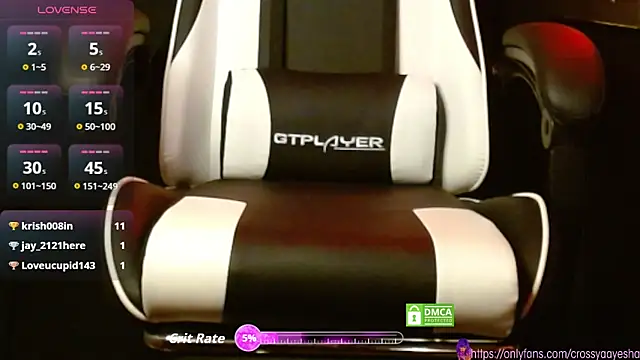 CrossyAayesha online show from November 6, 2025, 11:03 am