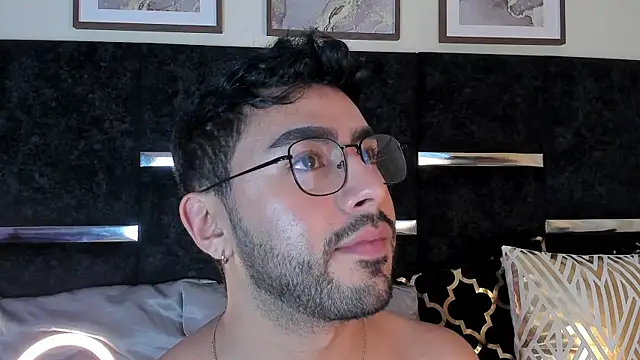 ItsMeEros online show from January 23, 2025, 2:55 am
