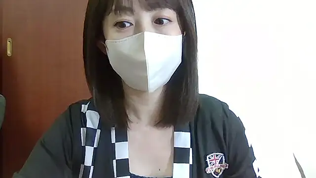 Snapshot of aoi2011 chatting on April 13, 2026, 1:15 pm aoi2011 online show from April 13, 2026, 1:15 pm