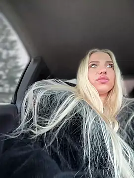 Snapshot of pinkstar_ chatting on February 20, 2026, 6:19 am pinkstar online show from February 20, 2026, 6:19 am