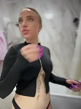 Snapshot of pinkstar_ chatting on March 5, 2026, 6:32 am pinkstar online show from March 5, 2026, 6:32 am