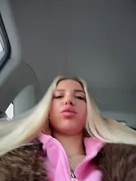 Snapshot of pinkstar_ chatting on March 14, 2026, 7:25 am pinkstar online show from March 14, 2026, 7:25 am