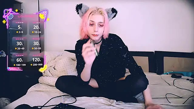 Littlepinkcat online show from April 26, 2026, 3:15 am