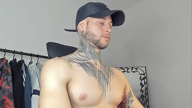 Snapshot of _jamesleandros1 chatting on November 4, 2025, 1:53 am jamesleandros1 online show from November 4, 2025, 1:53 am