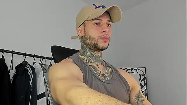 Snapshot of _jamesleandros1 chatting on October 23, 2025, 3:10 pm jamesleandros1 online show from October 23, 2025, 3:10 pm