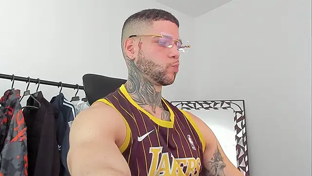 Snapshot of _jamesleandros1 chatting on October 30, 2025, 4:26 pm jamesleandros1 online show from October 30, 2025, 4:26 pm