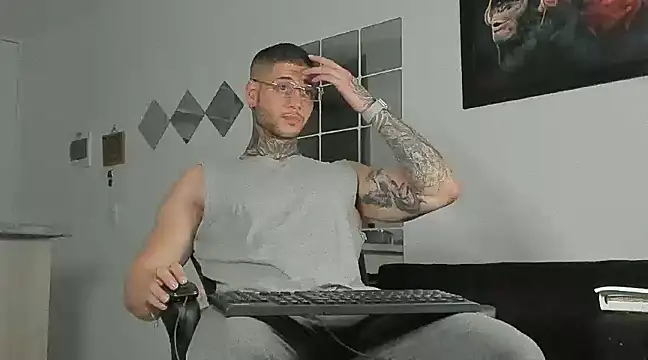Snapshot of _jamesleandros1 chatting on February 28, 2025, 3:37 am jamesleandros1 online show from February 28, 2025, 3:37 am