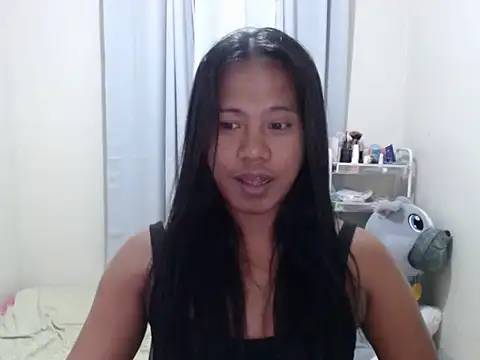 Snapshot of Cristinelicious chatting on June 17, 2026, 11:53 am Cristinelicious online show from June 17, 2026, 11:53 am