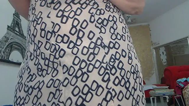 Snapshot of AnnaBellaLuckyXOXO chatting on December 3, 2025, 12:59 pm AnnaBellaLuckyXOXO online show from December 3, 2025, 12:59 pm