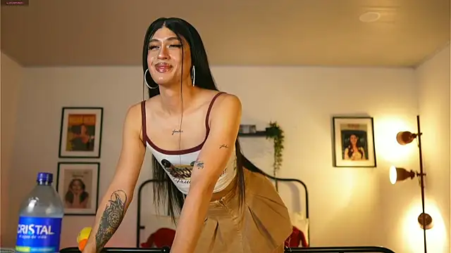 Snapshot of julesbennet chatting on February 21, 2025, 1:22 pm julesbennet online show from February 21, 2025, 1:22 pm