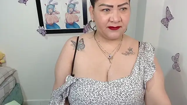 Snapshot of Dalessa_Bigtits chatting on March 1, 2025, 3:32 am Dalessa Bigtits online show from March 1, 2025, 3:32 am