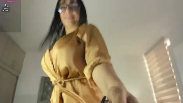 Snapshot of CharlotteAngelss_ chatting on November 1, 2025, 2:11 pm CharlotteAngelss online show from November 1, 2025, 2:11 pm