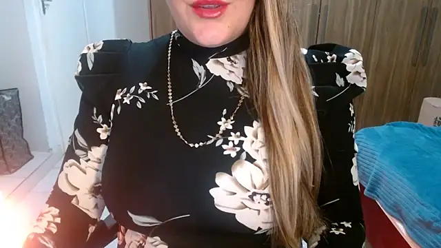 Snapshot of Aliceescobar chatting on May 26, 2026, 2:04 pm Aliceescobar online show from May 26, 2026, 2:04 pm