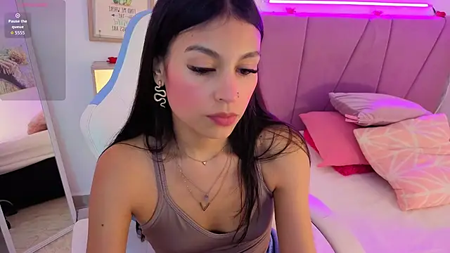 Snapshot of PIA_STONE chatting on October 16, 2025, 8:17 pm PIA STONE online show from October 16, 2025, 8:17 pm