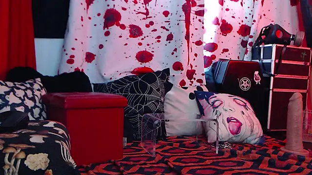 Snapshot of Silentmary chatting on October 6, 2025, 5:46 pm Silentmary online show from October 6, 2025, 5:46 pm