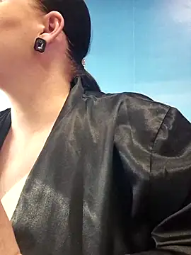 Snapshot of GeorgiaLerox chatting on March 3, 2026, 2:13 pm GeorgiaLerox online show from March 3, 2026, 2:13 pm