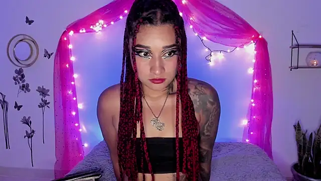 Snapshot of Eva_Lee_ chatting on February 6, 2025, 6:51 am Eva Lee online show from February 6, 2025, 6:51 am