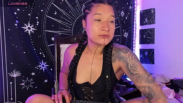 Snapshot of Eva_Lee_ chatting on October 10, 2025, 7:42 am Eva Lee online show from October 10, 2025, 7:42 am
