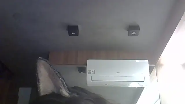 Snapshot of Skinny-Kitten chatting on February 13, 2026, 1:11 pm Skinny-Kitten online show from February 13, 2026, 1:11 pm