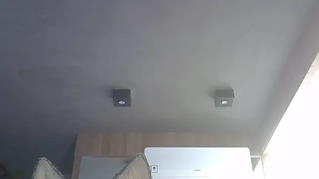 Skinny-Kitten online show from December 17, 2025, 3:50 pm