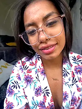 Snapshot of ATENEA_SEXXXY chatting on October 22, 2025, 7:13 pm ATENEA SEXXXY online show from October 22, 2025, 7:13 pm