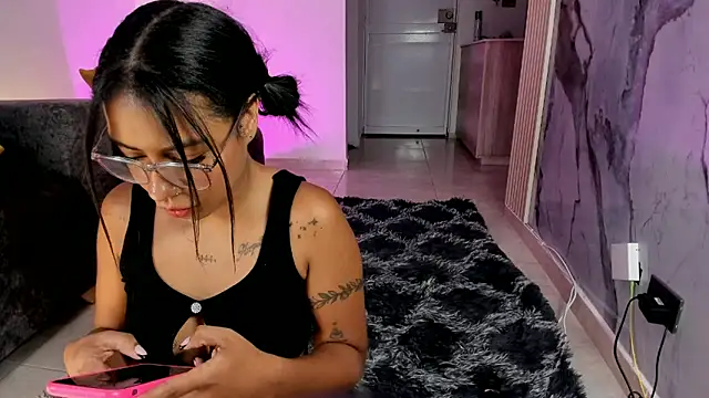 Snapshot of ATENEA_SEXXXY chatting on October 30, 2025, 7:44 pm ATENEA SEXXXY online show from October 30, 2025, 7:44 pm