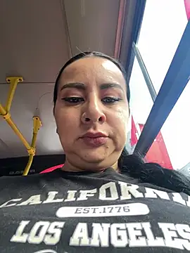 Snapshot of Abril_Luv chatting on July 16, 2026, 12:02 pm Abril Luv online show from July 16, 2026, 12:02 pm