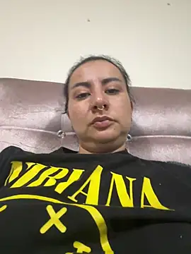 Abril Luv online show from March 16, 2026, 1:13 am