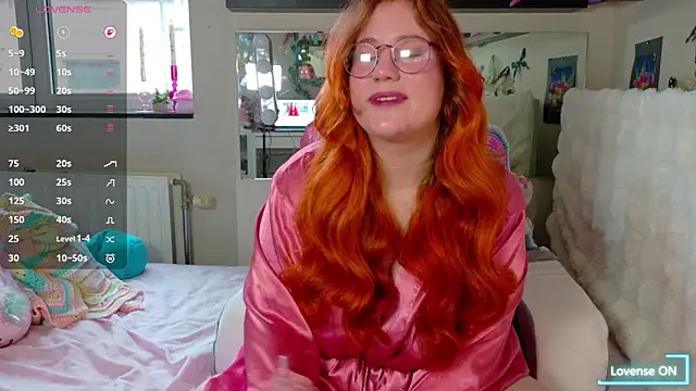 Snapshot of FluffyRainbowKity chatting on May 15, 2026, 8:34 am FluffyRainbowKity online show from May 15, 2026, 8:34 am