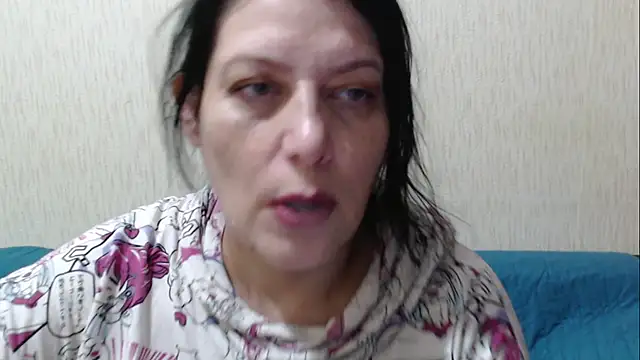 Snapshot of Mirabelle_Sweet chatting on May 1, 2026, 12:15 am Mirabelle Sweet online show from May 1, 2026, 12:15 am