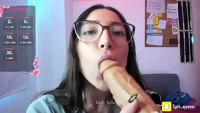 Spit queen online show from May 18, 2026, 4:34 pm
